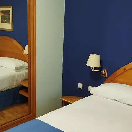 Soria Hotel 2*